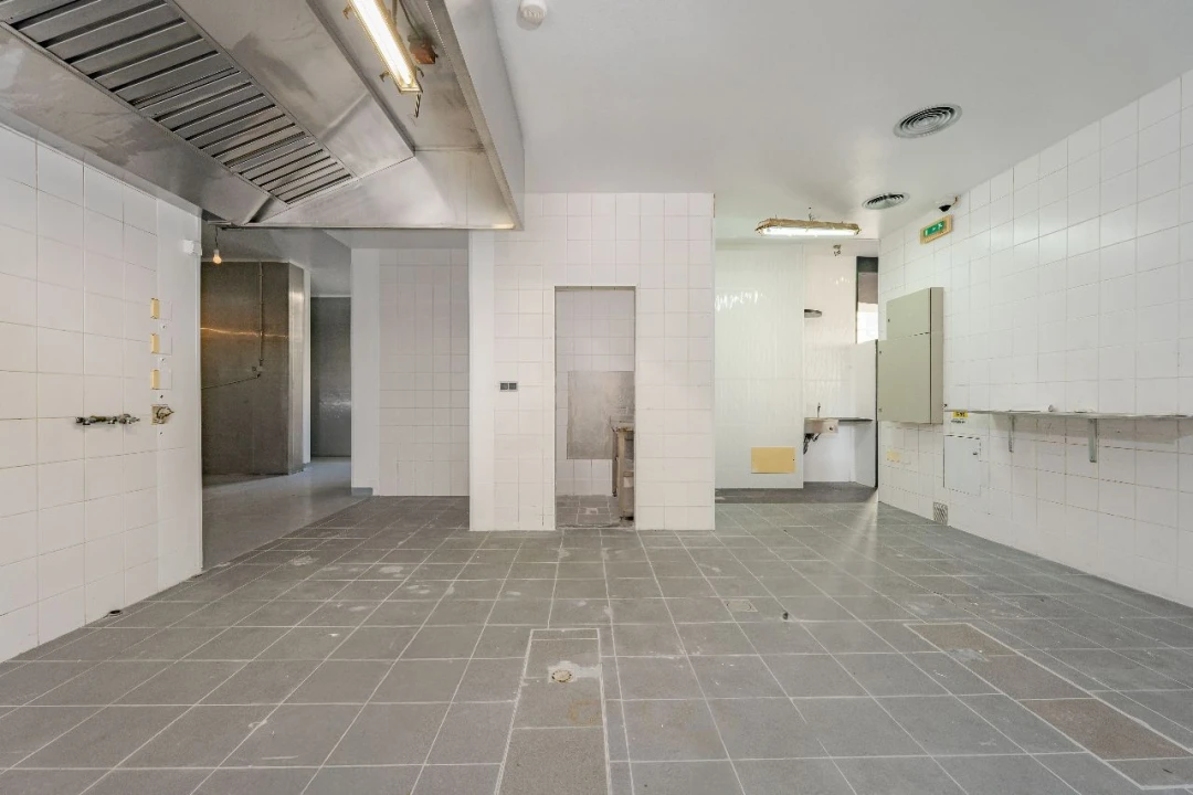 Loja para Venda em Funchal Foto 18