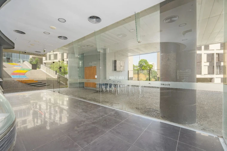 Loja para Venda em Funchal Foto 8