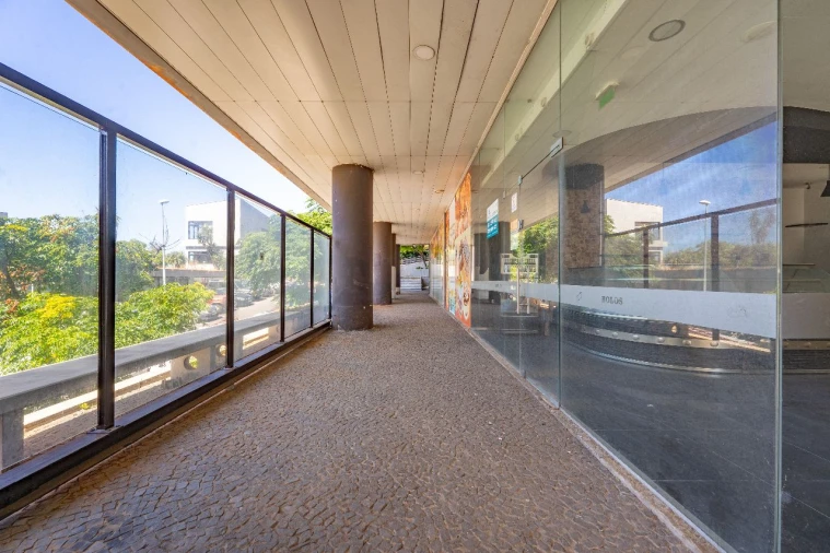 Loja para Venda em Funchal Foto 22