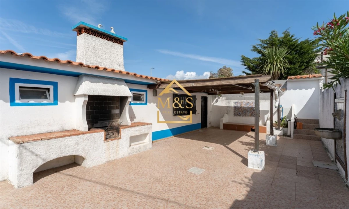 Moradia T3 para Venda em Mindelo Foto 10