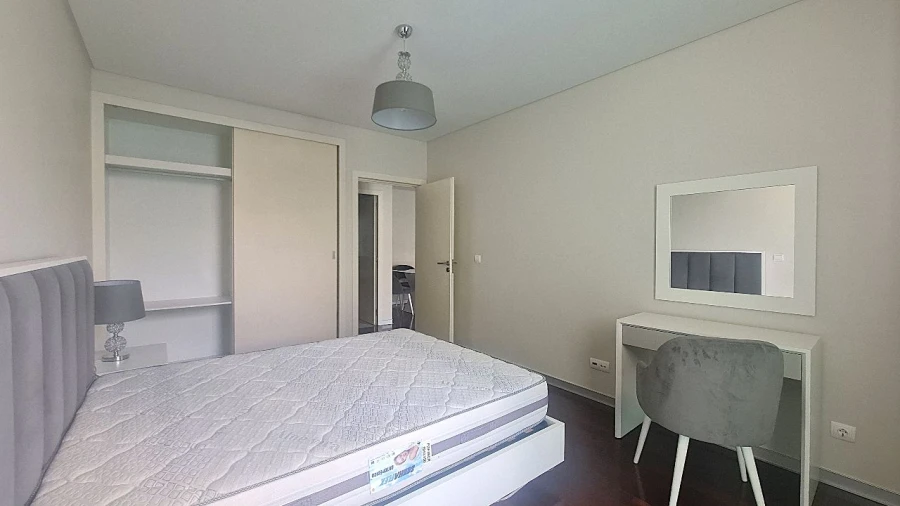 Apartamento T1 para Arrendamento em Funchal Foto 9