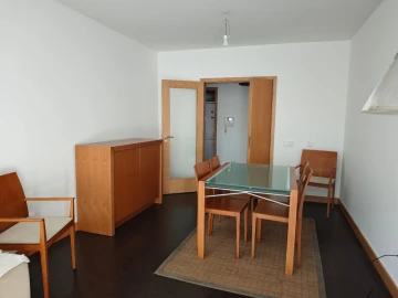 Apartamento T3 para Arrendamento em Porto