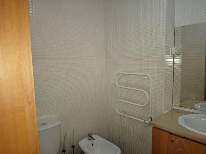 Apartamento T3 para Arrendamento em Porto Foto 17