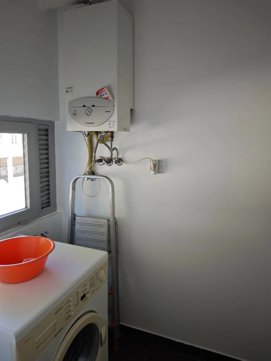 Apartamento T3 para Arrendamento em Porto Foto 22