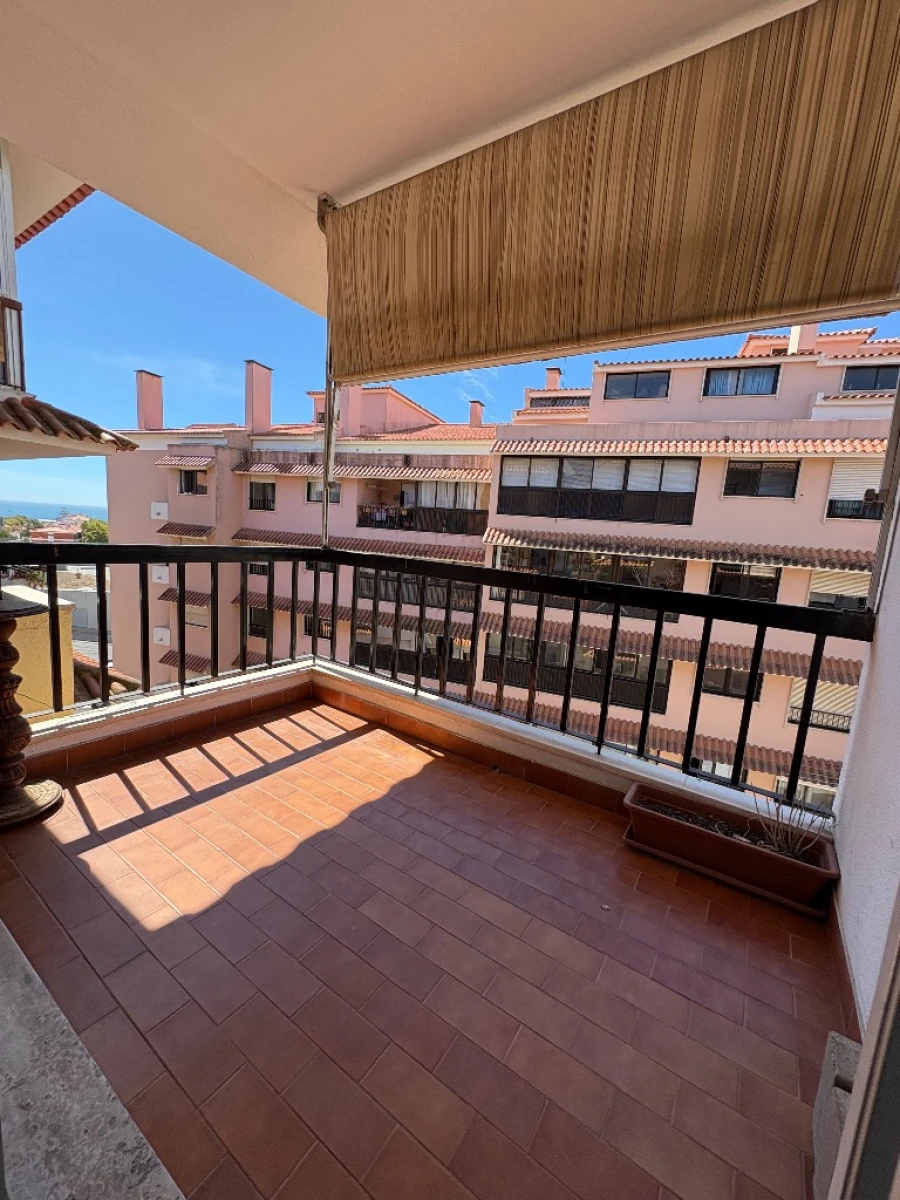 Apartamento T1 para Arrendamento em Parede Foto 9