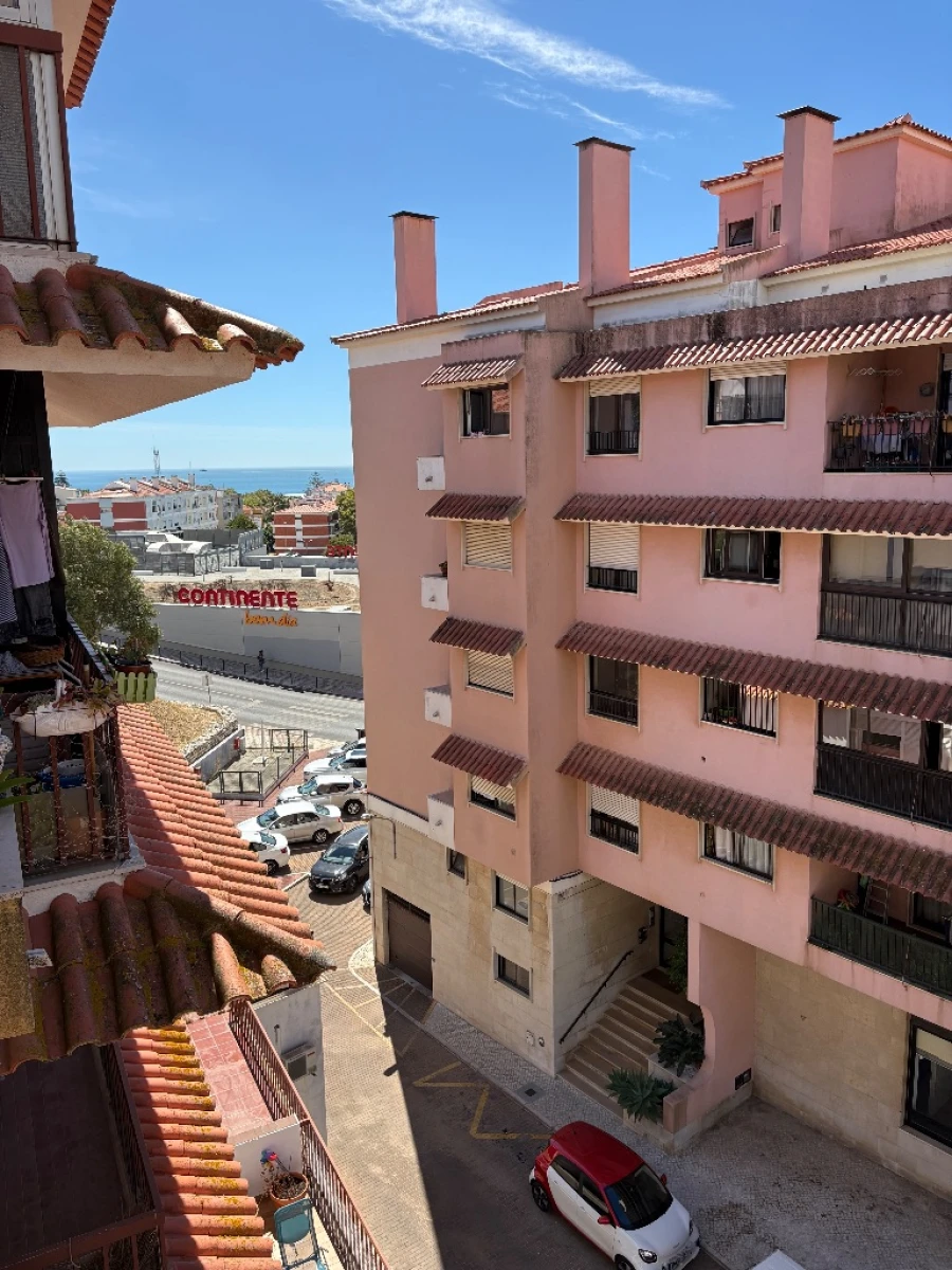 Apartamento T1 para Arrendamento em Parede Foto 16