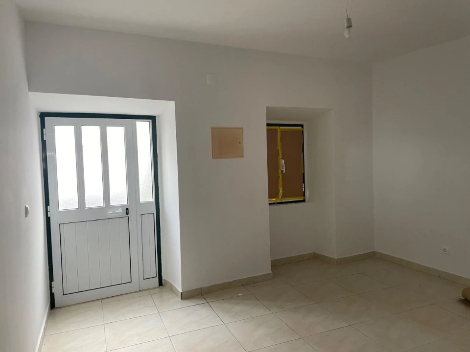 Moradia T2 para Venda em Vila Nova de Anços Foto 2