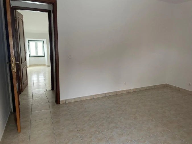 Moradia T2 para Venda em Vila Nova de Anços Foto 8