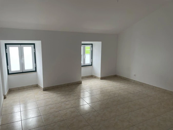 Moradia T2 para Venda em Vila Nova de Anços Foto 9