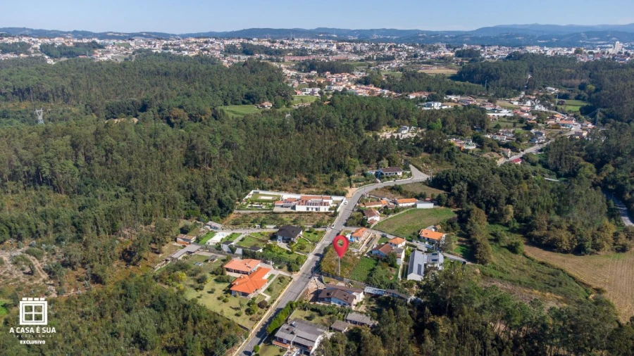 Terreno P/ Prédio para Venda em Arrifana Foto 11