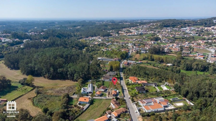 Terreno P/ Prédio para Venda em Arrifana Foto 12