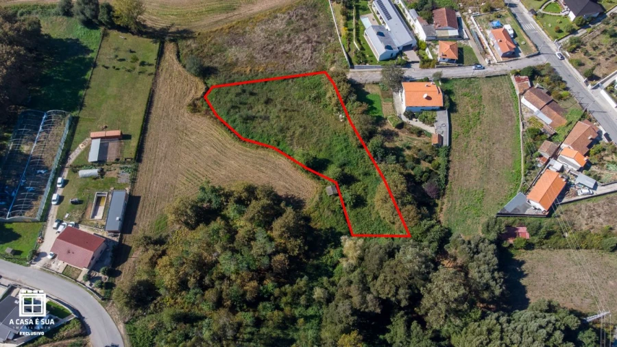 Terreno para Venda em Arrifana Foto 3