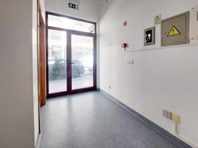 Loja para Arrendamento em Pombal