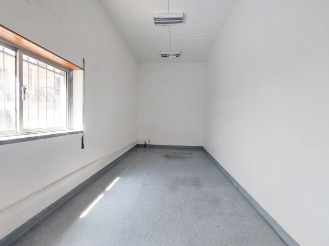 Loja para Arrendamento em Pombal Foto 3