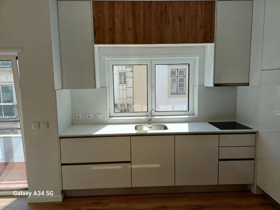 Apartamento T1 para Arrendamento em Pombal Foto 3