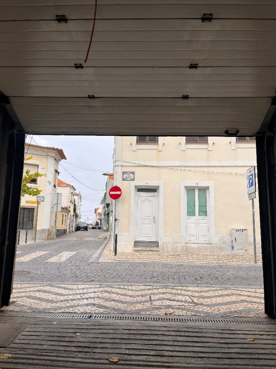 Garagem para Arrendamento em Aveiro Foto 2