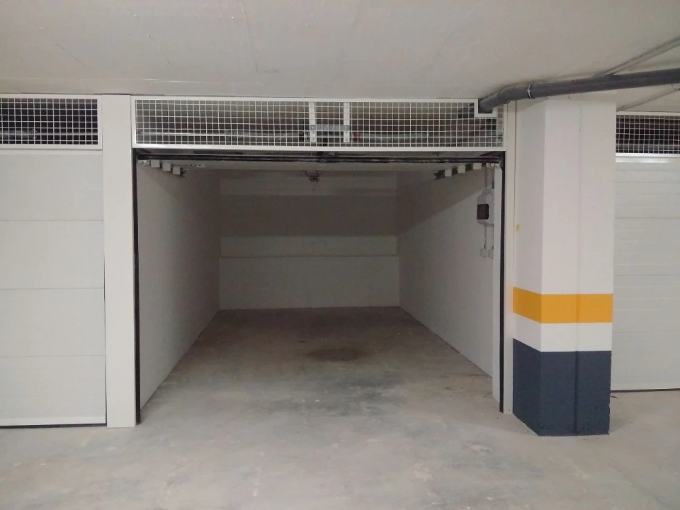 Apartamento T3 para Arrendamento em Montenegro Foto 24