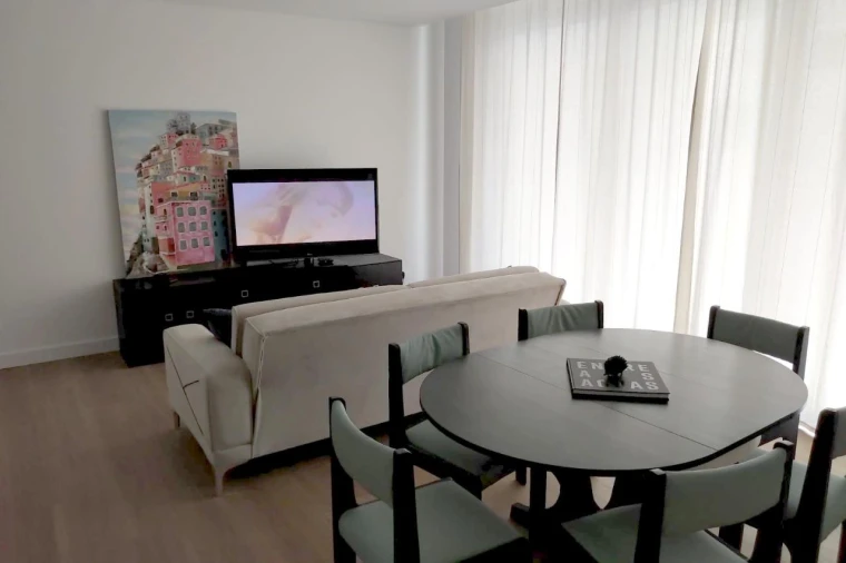 Apartamento T3 para Arrendamento em Montenegro Foto 6