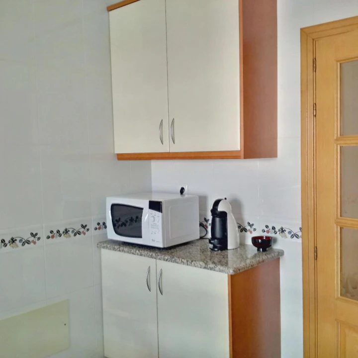 Apartamento T4 para Arrendamento em Faro Foto 14