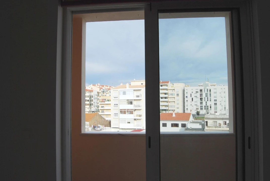 Apartamento T4 para Arrendamento em Faro Foto 34