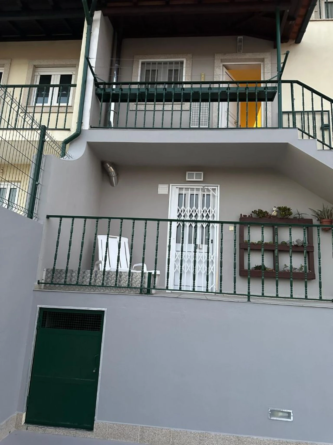 Moradia T4 para Venda em Chaves Foto 8