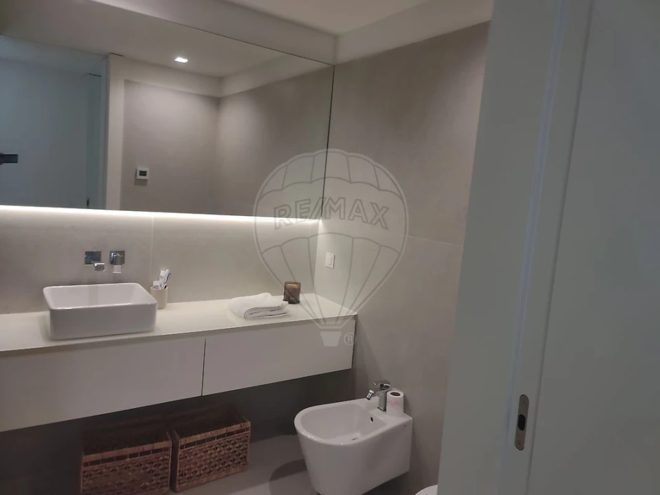 Apartamento T3 para Arrendamento em Senhora da Hora Foto 12