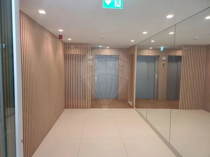 Apartamento T3 para Arrendamento em Senhora da Hora Foto 15