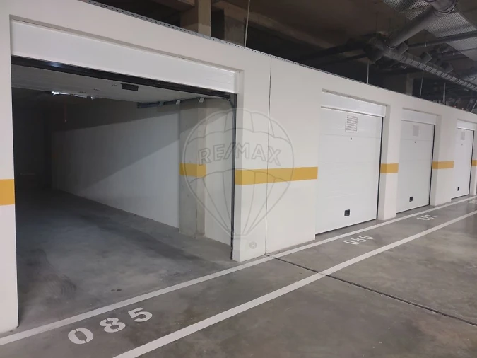 Apartamento T3 para Arrendamento em Senhora da Hora Foto 17