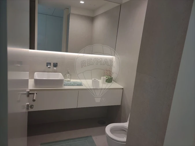 Apartamento T3 para Arrendamento em Senhora da Hora Foto 16