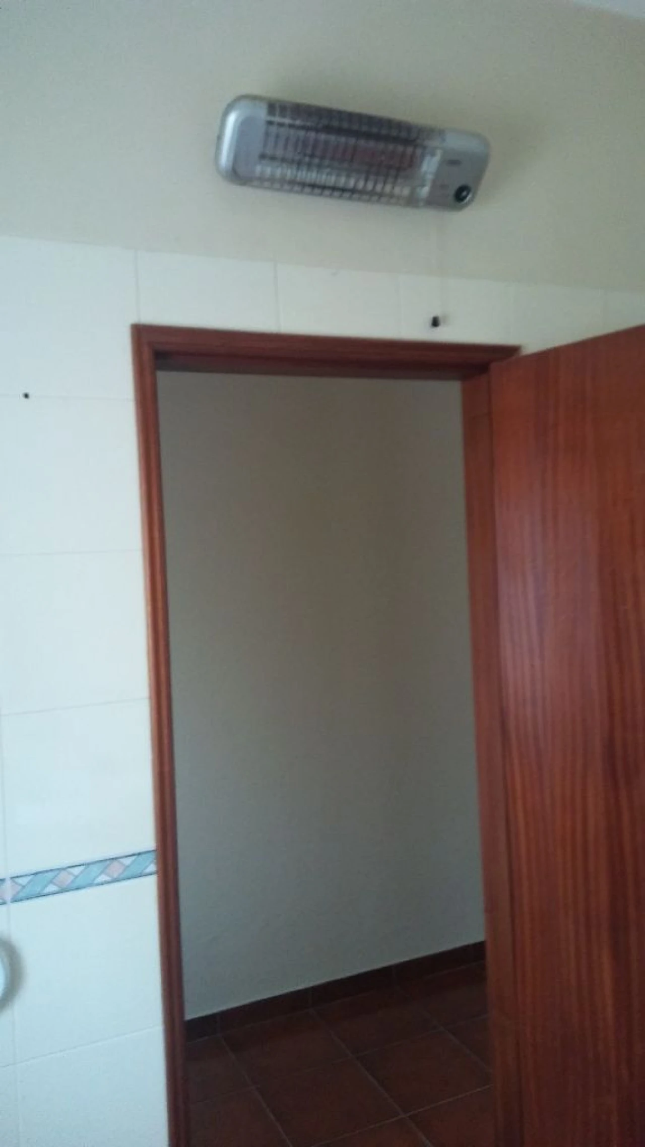 Moradia T1 para Arrendamento em Cabeças Foto 15