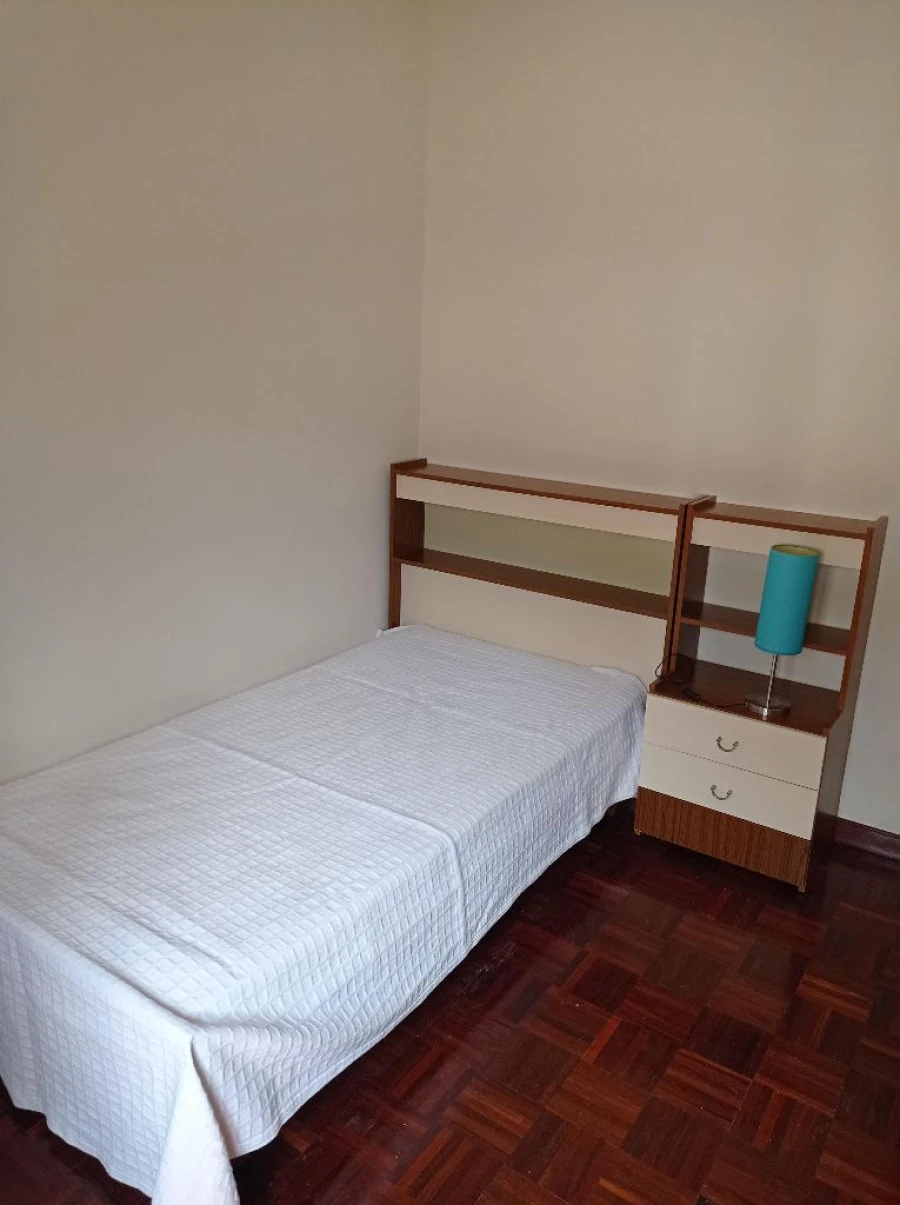 Quarto para Arrendamento em Valdonas Foto 3