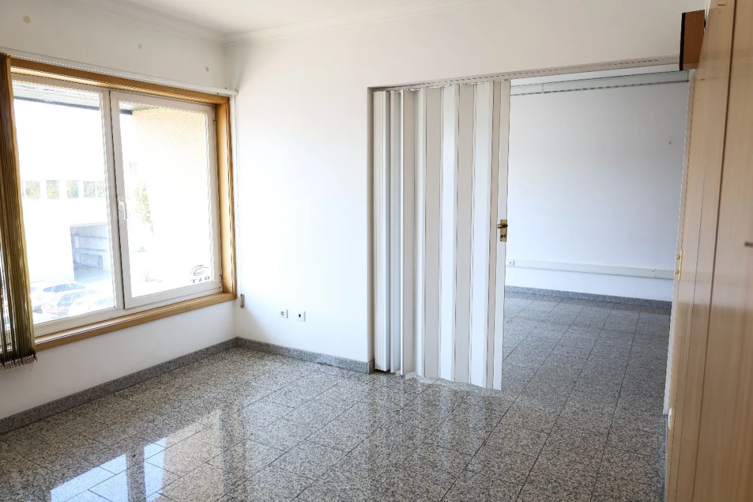 Armazém para Venda em Alfena Foto 18