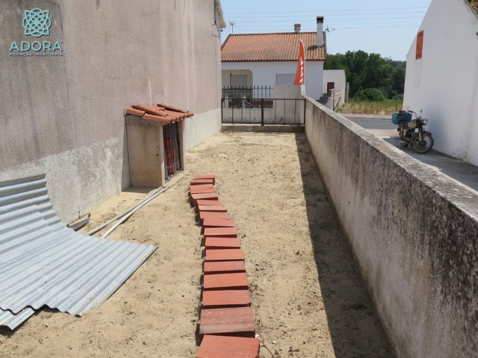 Moradia T5 para Venda em Paço dos Negros Foto 6