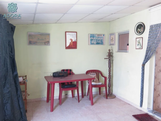 Moradia T5 para Venda em Paço dos Negros Foto 16