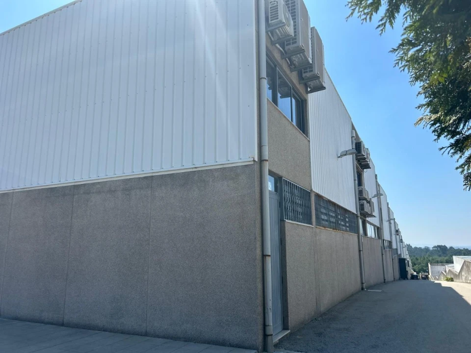 Armazém para Venda em Ermesinde Foto 6