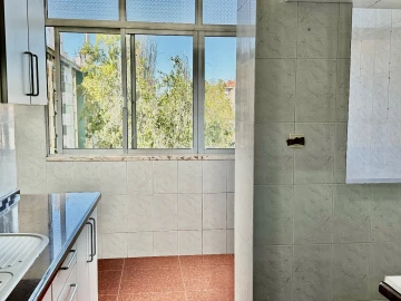 Apartamento T4 para Arrendamento em Lisboa