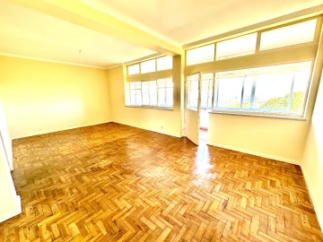 Apartamento T4 para Arrendamento em Lisboa