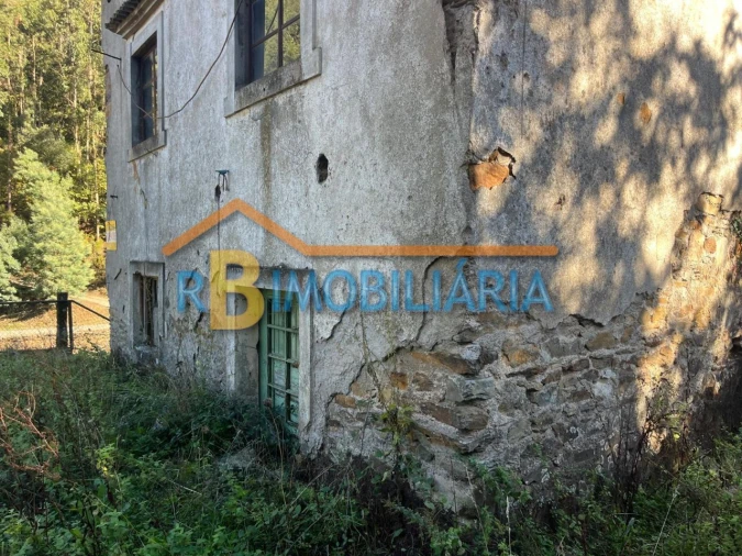 Moradia T6 para Venda em Rio de Frades Foto 9