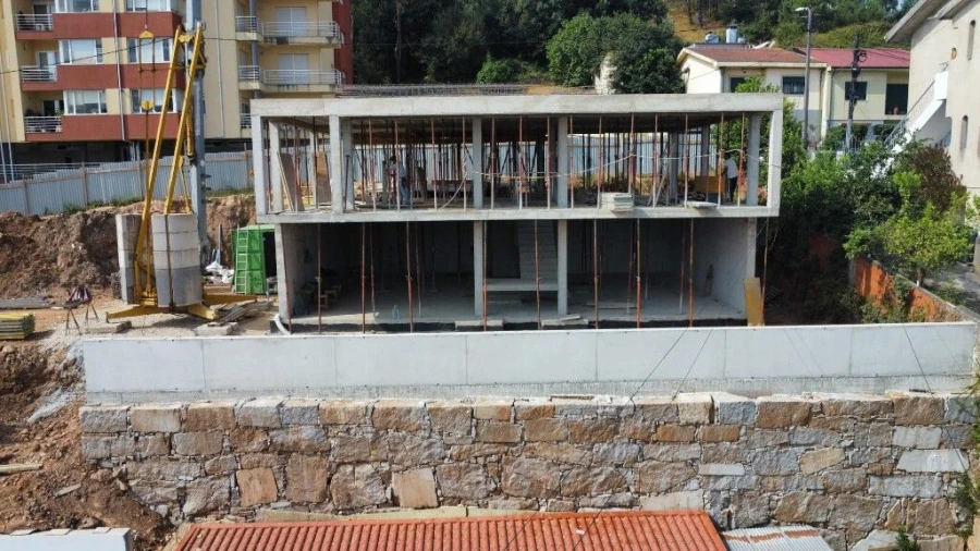 Moradia T4 para Venda em Alfena Foto 2