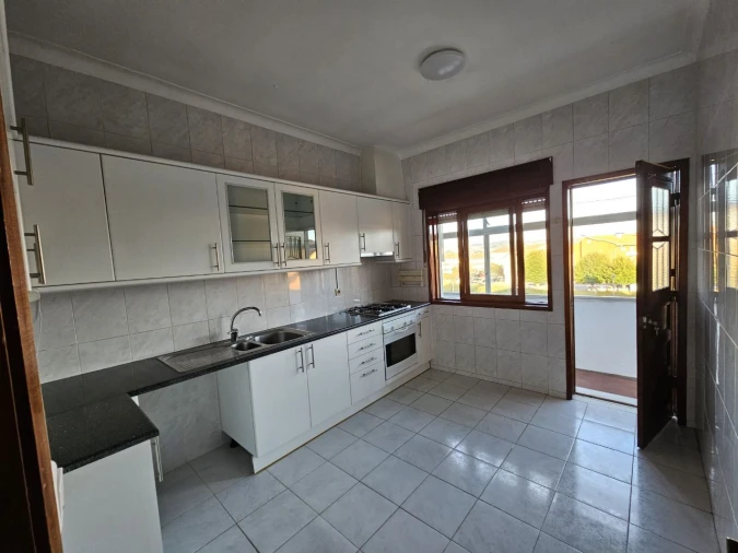 Apartamento T3 para Venda em Vila Nova de Gaia Foto 2