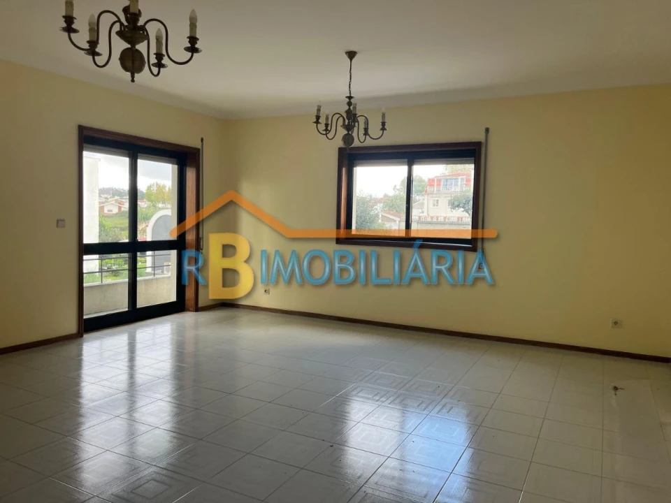 Apartamento T3 para Venda em São João da Madeira Foto 8