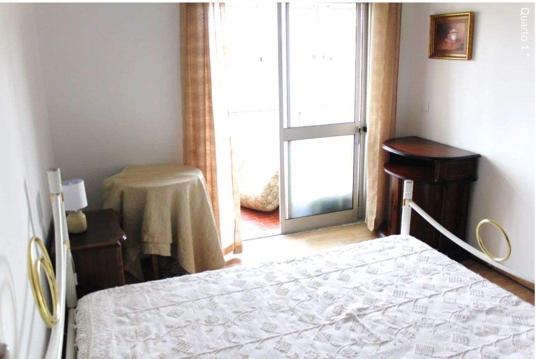 Apartamento T2 para Arrendamento em Carcavelos Foto 8