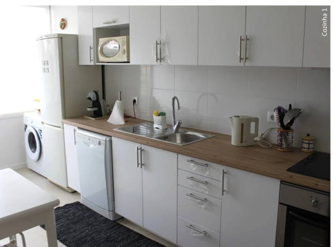 Apartamento T2 para Arrendamento em Carcavelos