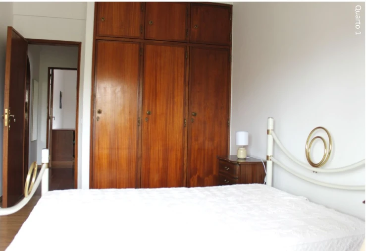 Apartamento T2 para Arrendamento em Carcavelos Foto 4