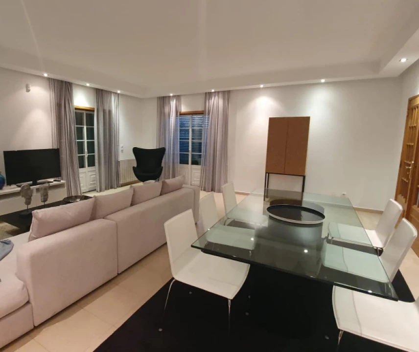 Moradia T4 para Arrendamento em Atalaia Foto 8