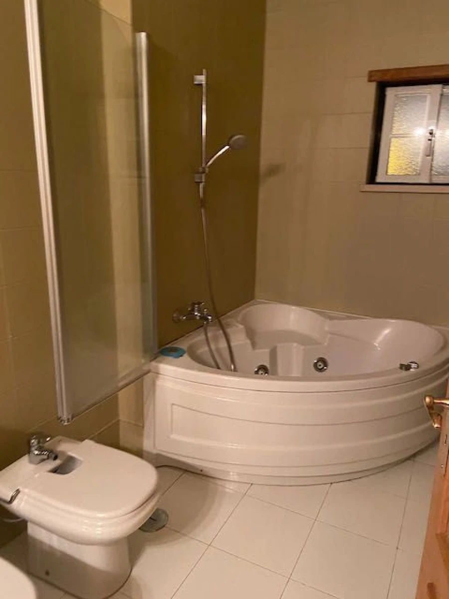 Moradia T4 para Arrendamento em Atalaia Foto 19