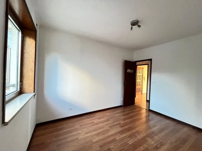 Apartamento T2 para Venda em Maia Foto 18