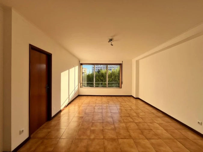 Apartamento T2 para Venda em Maia Foto 8