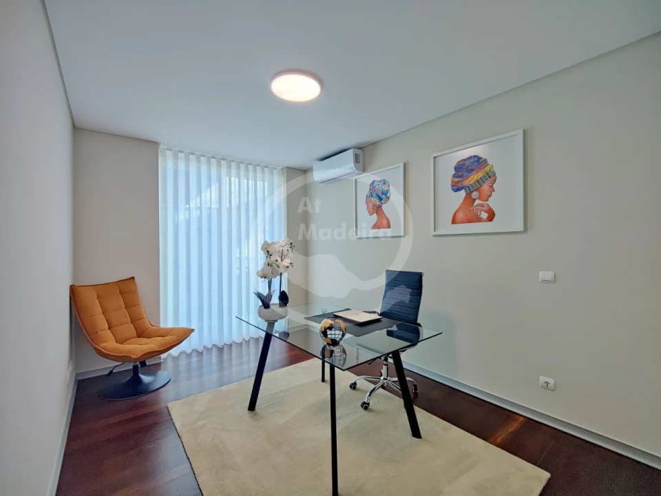 Apartamento T4 para Venda em Funchal Foto 10