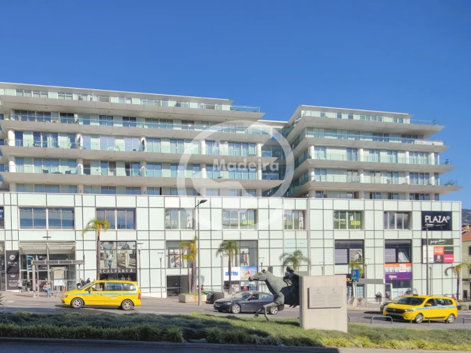 Apartamento T4 para Venda em Funchal Foto 1